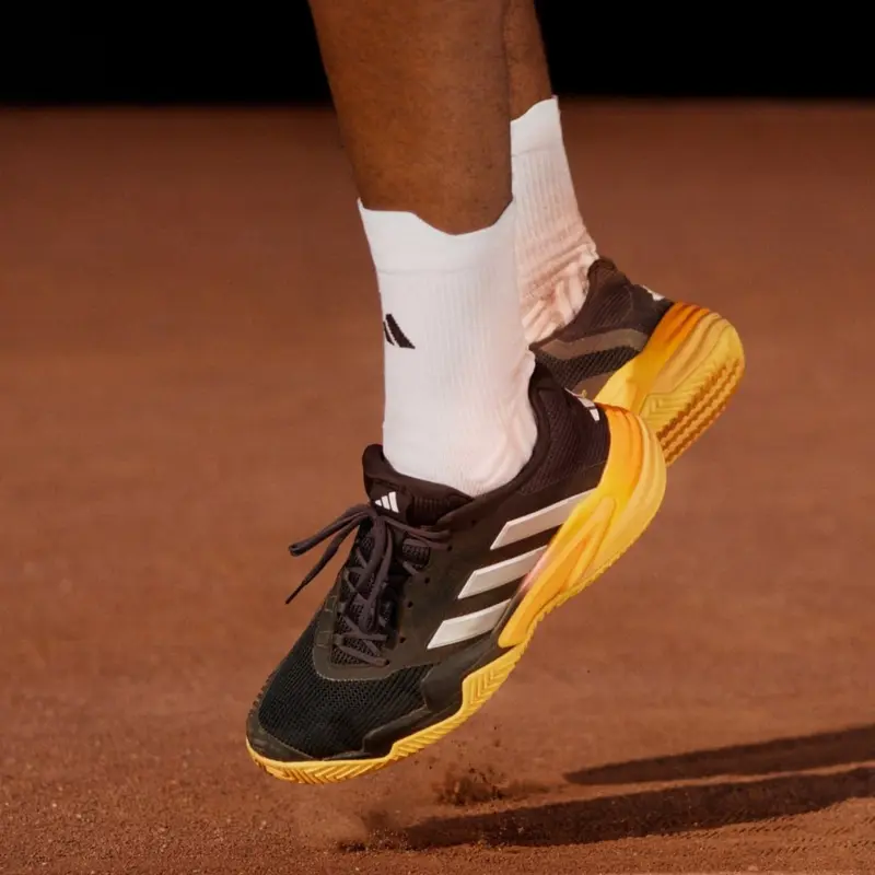 Barricade 13 Clay