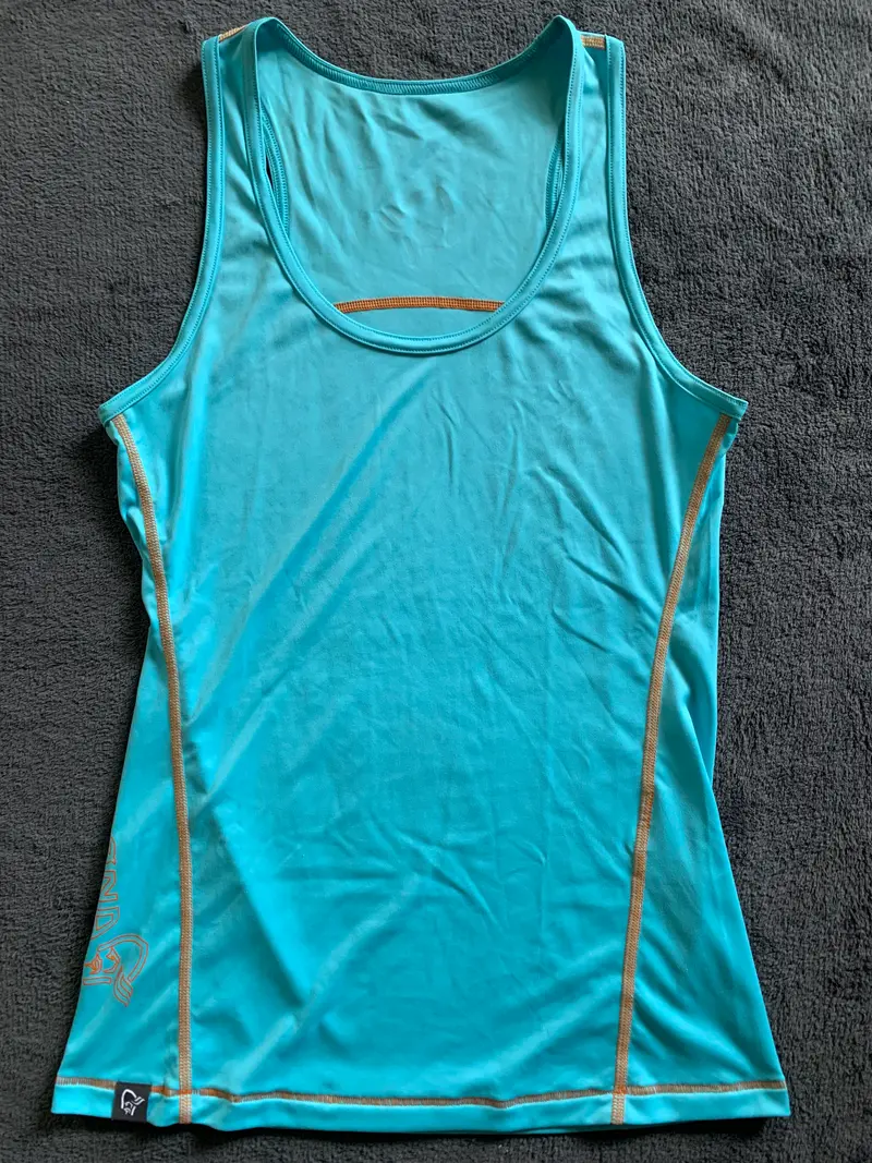 Débardeur Norrona d’occasion pour femmes. Taille XS/S.