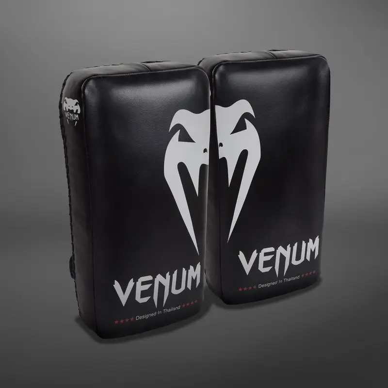 Paos Venum Giant - Noir/Blanc (Paire)