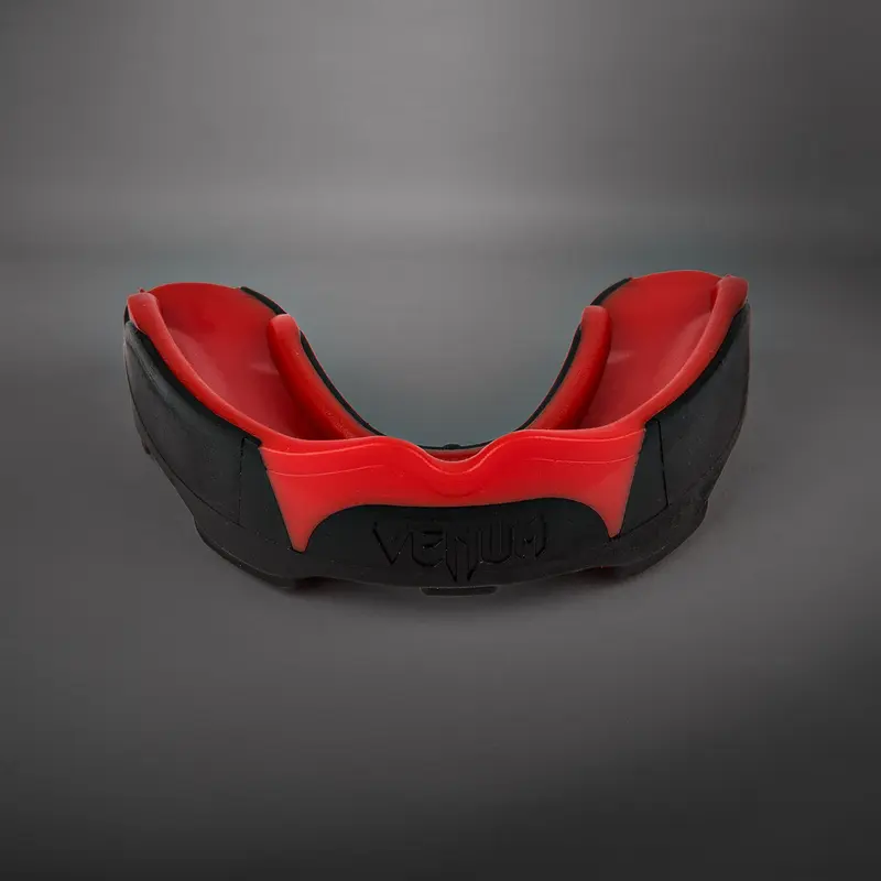Protège-dents Noir/Rouge Venum Predator