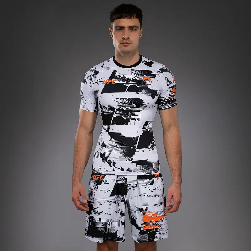 Rashguard manches courtes Performance Homme UFC Zenith by Venum Authentic Fight Week - Blanc