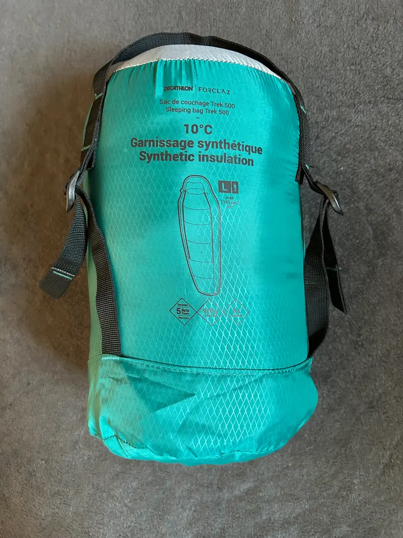 Sac de couchage forclaz d’occasion 10 degrés trek 500. Taille L