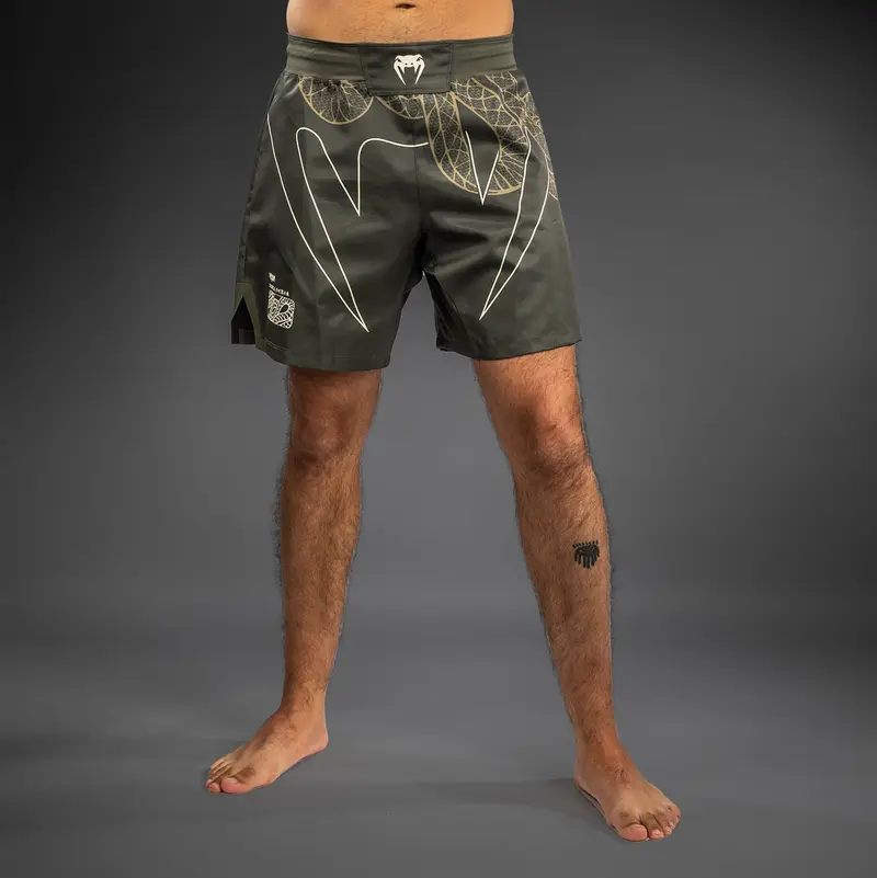 Short de Combat Venum Serpenti – Kaki/Bronze/Ivoire