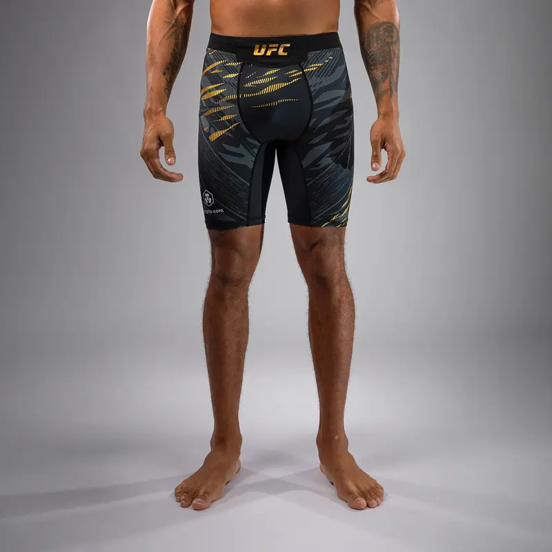 Short de compression pour Hommes UFC Fusion by Venum Authentic Fight Night - Champion