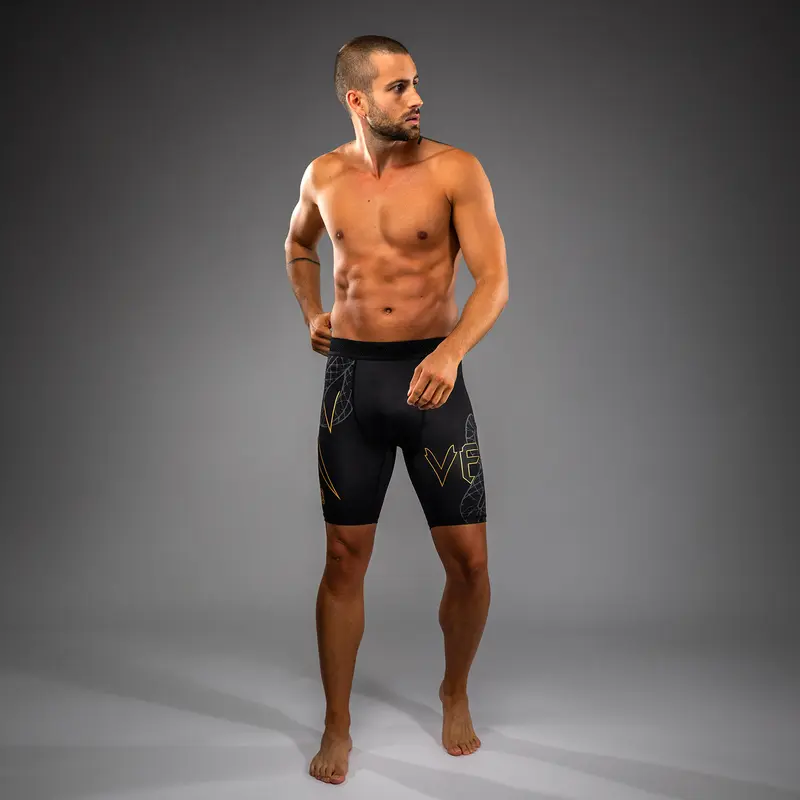 Short de Compression Venum Serpenti – Noir/Argent/Or