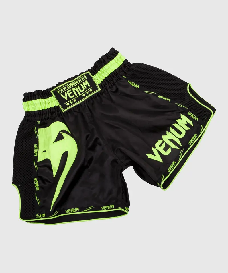 Short de Muay Thai Venum Giant