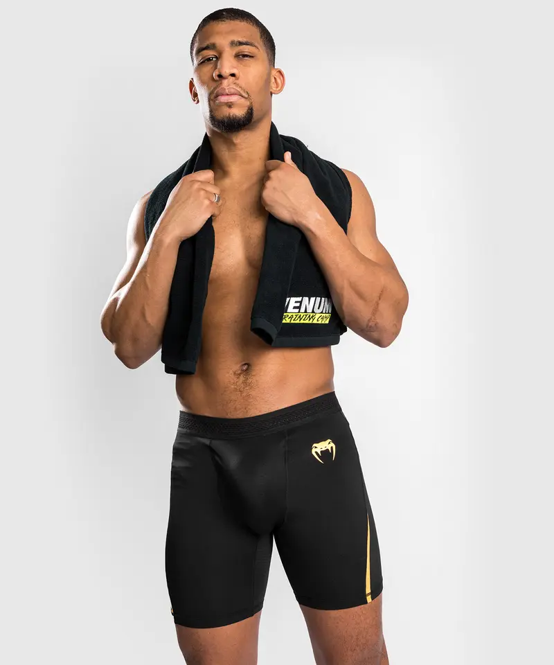 Short de Vale Tudo Venum Tempest 2.0 – Noir/Or