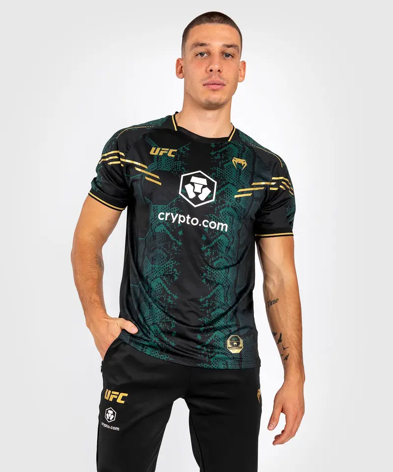 T-shirt Technique pour Hommes UFC Adrenaline by Venum Authentic Fight Night - Emerald Edition - Vert/Noir/Or