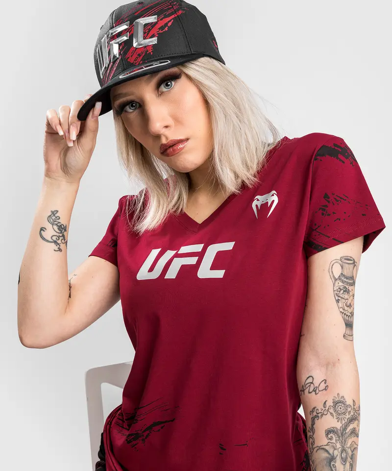 T-Shirt UFC Venum Authentic Fight Week 2.0 - Pour Femmes - Rouge