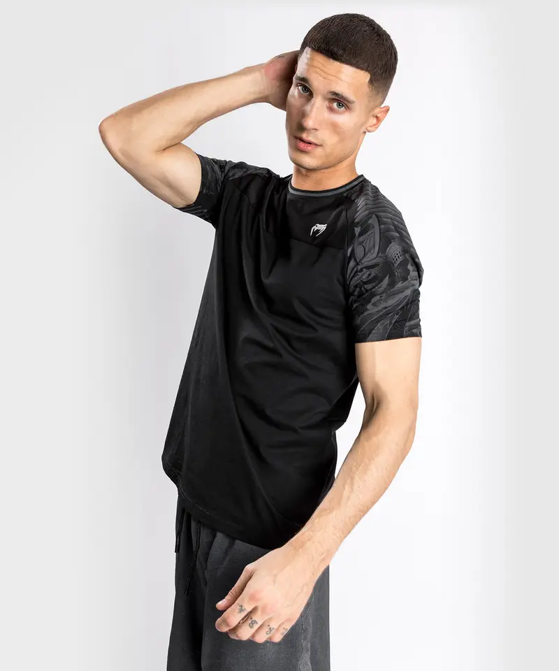 T-shirt Venum YKZ21 – Noir/Noir